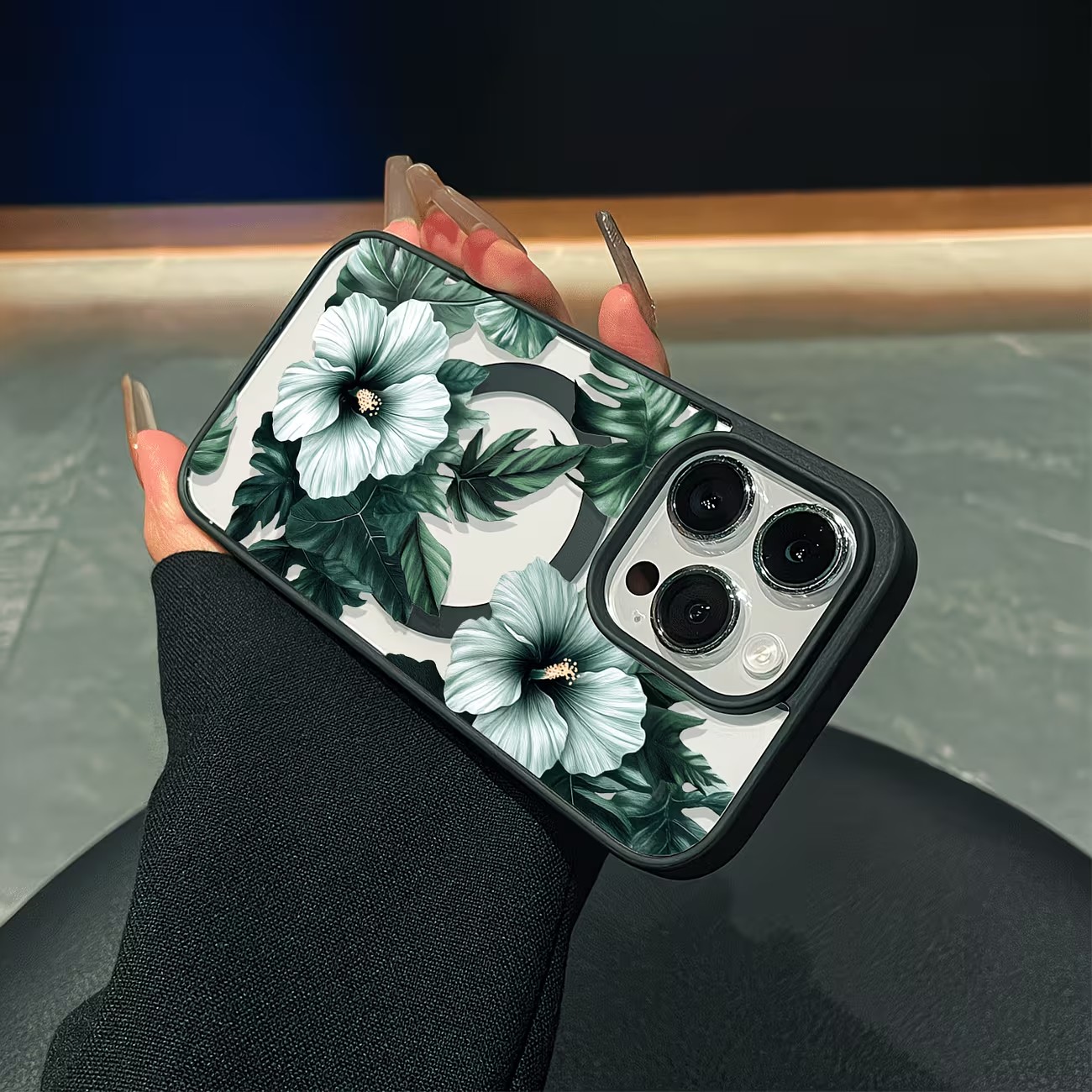 Green Floral Print Phone Case  - огляд і ціна Perfume Pure Xs